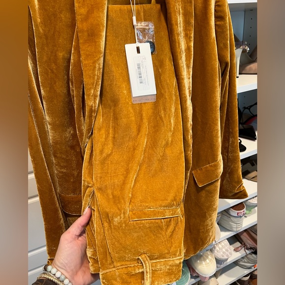 Endless Rose Velvet Set Single Breasted Blazer & Trousers - Gold sz XS - Picture 8 of 11